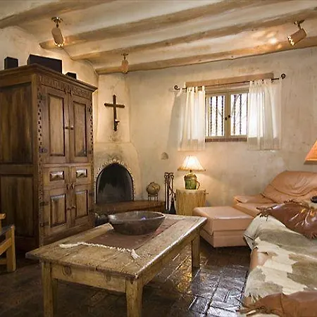 Cowboy On The Acequia Two-bedroom Holiday *