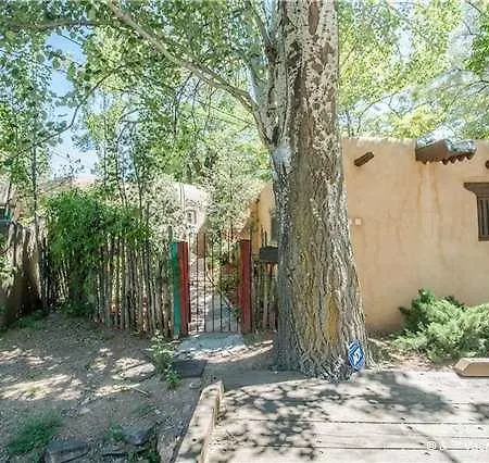 Cowboy On The Acequia Two-bedroom Holiday * Santa Fe